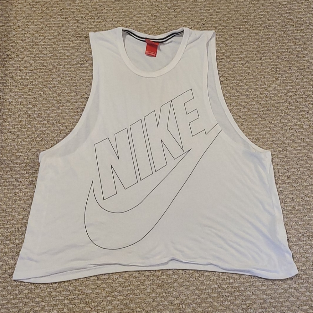 Nike tank